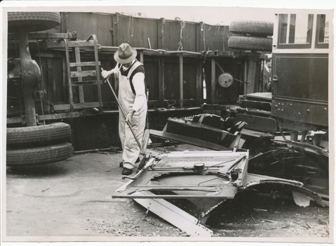 Digital image - accident between tram 37 and a semitrailer.