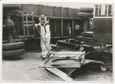 Digital image - accident between tram 37 and a semitrailer.