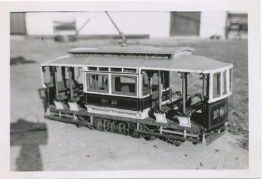 model of Bendigo tram ESCo 10