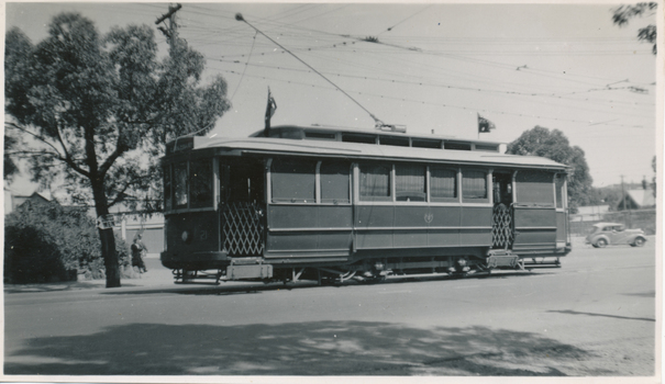 SECV Bendigo tram 21 in Mitchell St.