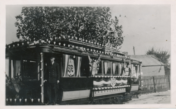 SECV Bendigo 21 decorated for the coronation of George VI