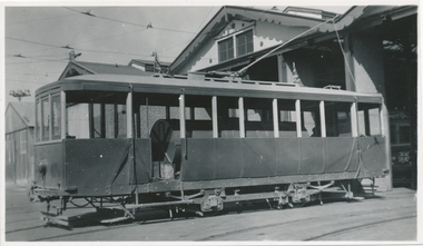 Bendigo new scrubber outside the depot,