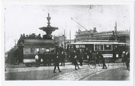 ESCo Bendigo ex Ballarat double deck horse tram as a trailer