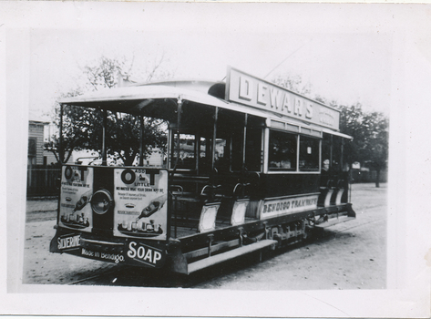 ESCo Bendigo tram 6 with advertisements