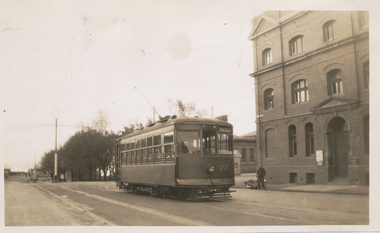 Photograph - SECV Geelong 27 at Moorabool St and Corio Terrace, c1940