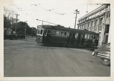 SECV Geelong 31 running out of depot