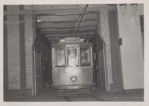 SECV Geelong - closure of the system & last trams - set of 4