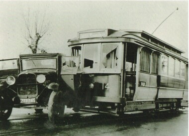 Postcard, Ballarat Tramway Museum (BTM), SEC Ballarat No. 14 - collision
