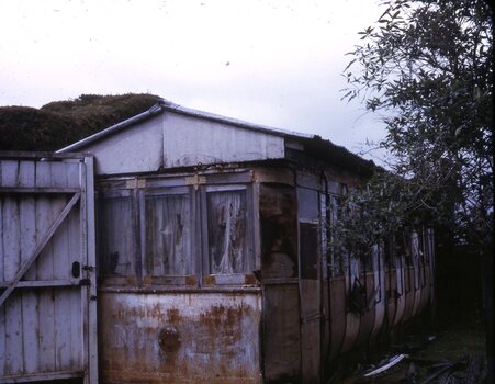 ESCo 22 in the yard at south Sebastopol October 1971