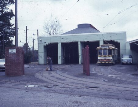 SEC Wendouree Parade depot