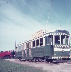 No. 39 and D3 671 at Brown's Waterhole Park Lismore