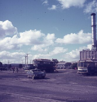 moving tram 31