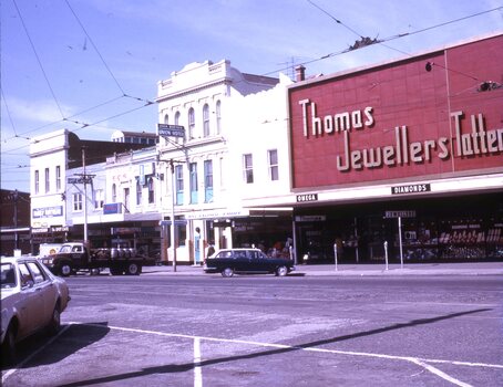 Sturt St - Thomas Jewellers and Union Hotel