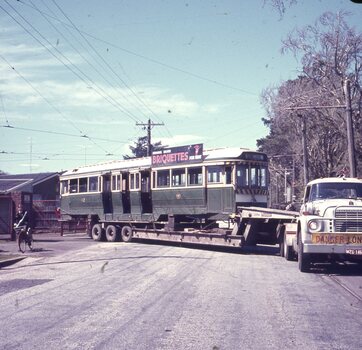 moving tram 42