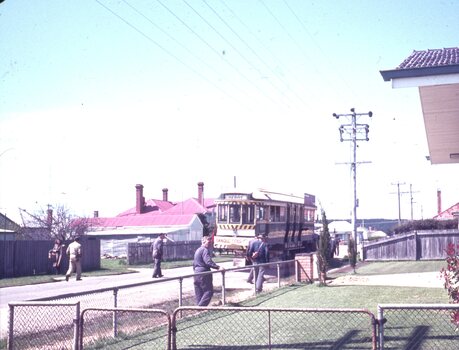 moving tram 42