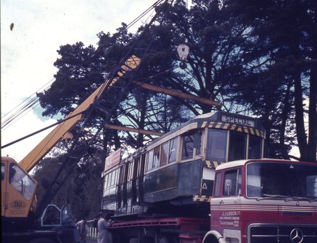 Loading Ballarat 37 for Sydney tram museum.