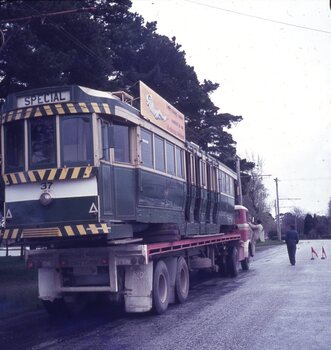 Loading Ballarat 37 for Sydney tram museum.