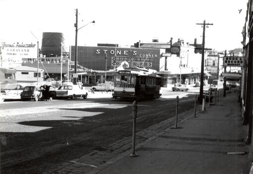 Stones corner - tram 31