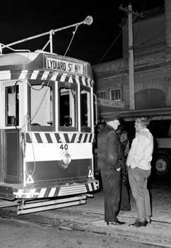 No 40 in Sturt St waiting to turn into Lydiard St destination Lydiard St Nth - Greg Triplett