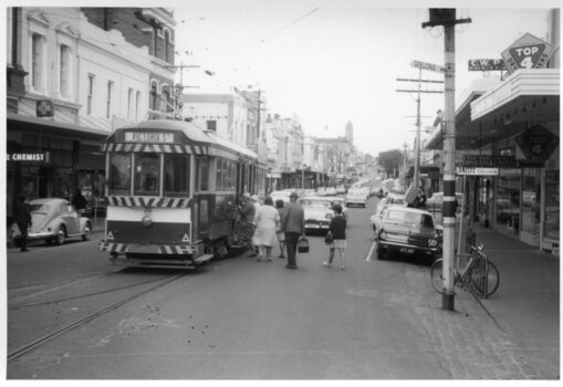 Black and White - tram 36 Bridge St.