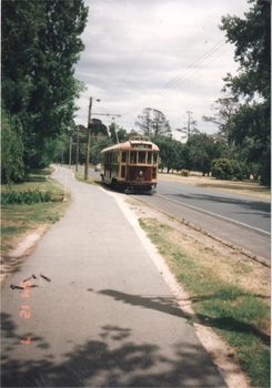 Tram 661 arriving St Aidans Drive