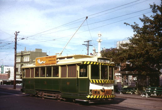 Tram 31 Sturt St for Victoria St