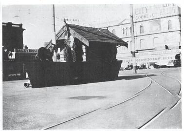 Digital image - Museum of Victoria Grenville St shelter