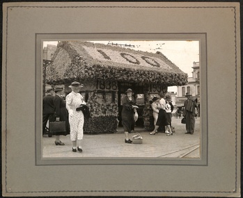 Photograph - Grenville St shelter