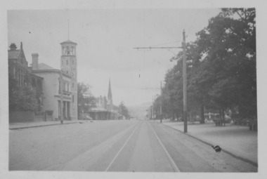 Sturt St looking East nr Errard St