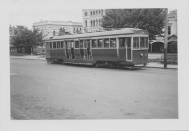 Ballarat tram no.15; Sturt St, between Armstrong & Lydiard Sts