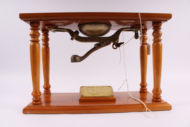 Display Conductors Bell