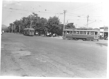 Ballarat trams No.31 & No.15 in Sturt St