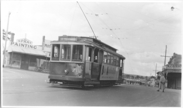 No. 21 outbound in Main Road Ballarat East