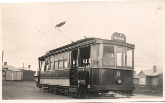Geelong 8 at East