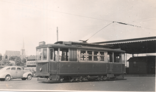 Geelong 9 at the Geelong Railway Station