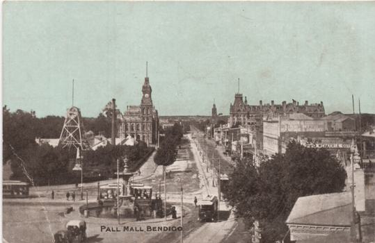 "Pall Mall Bendigo" - looking along from Charing Cross