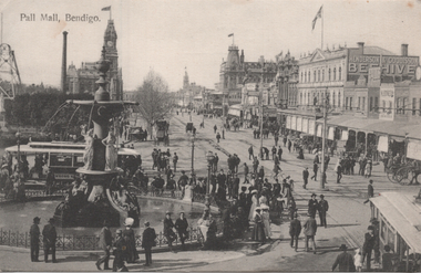 "Pall Mall Bendigo" and Alexandra Fountain.