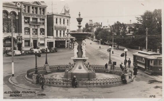 'Alexandra Fountain Bendigo" with an Eaglehawk tram.