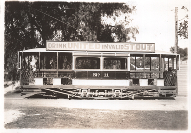 ESCo Bendigo tram 11
