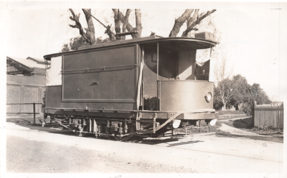 ESCo Bendigo Sprinkler or scrubber tram