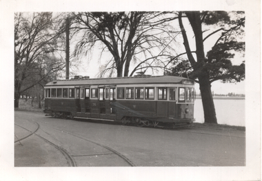 Ballarat tram 36 Wendouree Parade