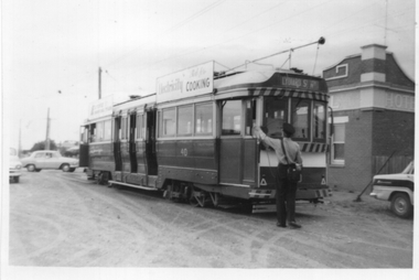 Tram 40 at Sebastopol terminus