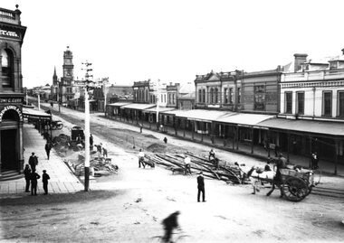 Ryrie street Geelong, showing the laying of tram infrastructure c. 1911.
