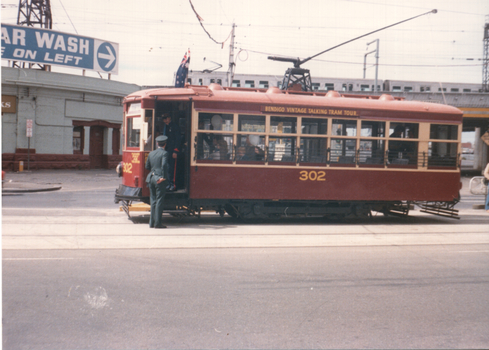Bendigo - Adelaide 302 in Melbourne - Flinders and Market Sts