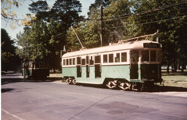 Tram 661 Wendouree Parade