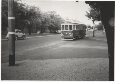 Tram 35 Sturt St West