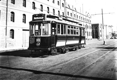 Geelong conversion to single operation for Tram 18. 