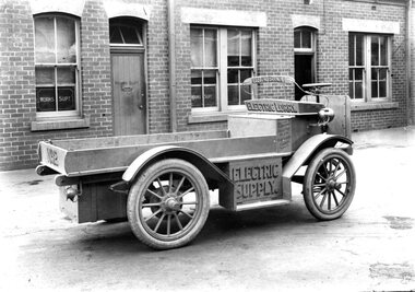 Geelong Tramway Electric Lorry No. 2.  