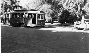 Ballarat tram 12 Gardens