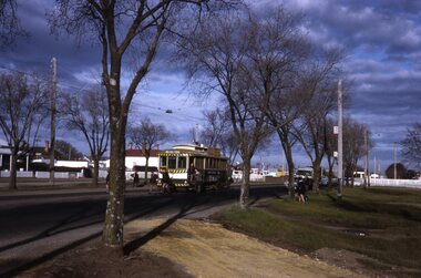 Tram 30 Victoria St